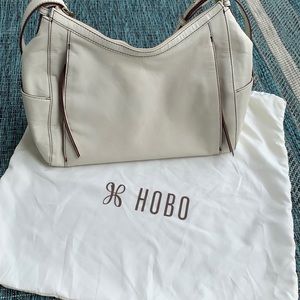 Preowned Hobo Horizon leather shoulder bag